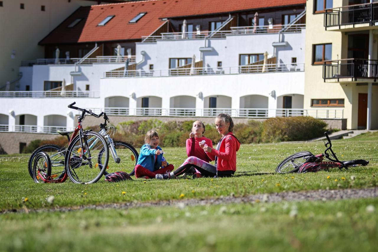Lipno Lake Resort Lipno nad Vltavou Ngoại thất bức ảnh